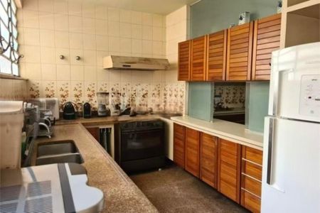 Casa à venda com 400m², 3 quartos e 3 vagasCozinha