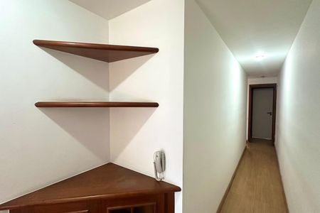 Apartamento à venda com 167m², 3 quartos e 2 vagasCorredor