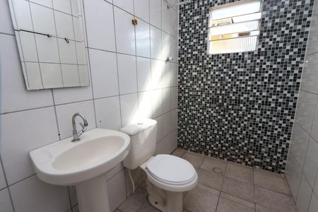 Casa para alugar com 60m², 1 quarto e sem vagaBanheiro