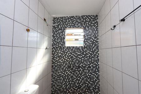 Casa para alugar com 60m², 1 quarto e sem vagaBanheiro