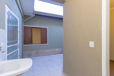 Casa para alugar com 113m², 3 quartos e 1 vaga Casa para alugar com 113m², 3 quartos e 1 vagaLavanderia