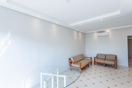 Casa para alugar com 113m², 2 quartos e 1 vaga Casa para alugar com 113m², 2 quartos e 1 vagaSala