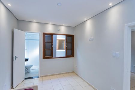 Casa para alugar com 113m², 2 quartos e 1 vaga Casa para alugar com 113m², 2 quartos e 1 vagaSuite