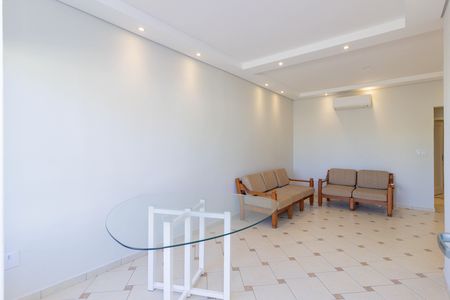 Casa para alugar com 113m², 3 quartos e 1 vaga Casa para alugar com 113m², 3 quartos e 1 vagaSala