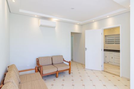 Casa para alugar com 113m², 3 quartos e 1 vaga Casa para alugar com 113m², 3 quartos e 1 vagaSala