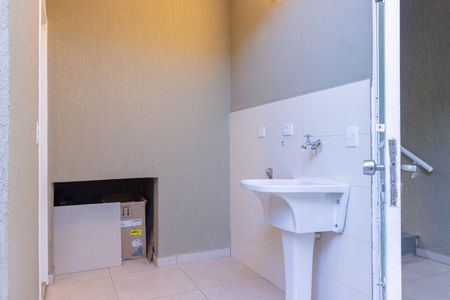 Casa para alugar com 113m², 3 quartos e 1 vaga Casa para alugar com 113m², 3 quartos e 1 vagaLavanderia