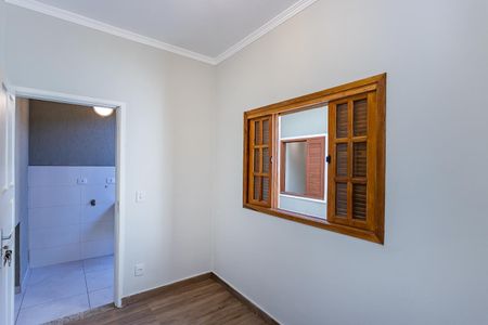 Casa para alugar com 113m², 2 quartos e 1 vaga Casa para alugar com 113m², 2 quartos e 1 vagaQuarto de Serviço
