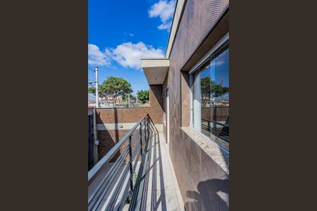 Varanda sala de casa para alugar com 2 quartos, 113m² em Jardim Santo Elias, São Paulo