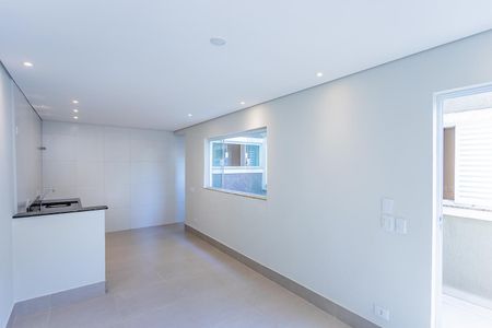 Casa para alugar com 51m², 2 quartos e 1 vaga Casa para alugar com 51m², 2 quartos e 1 vagaSala e cozinha