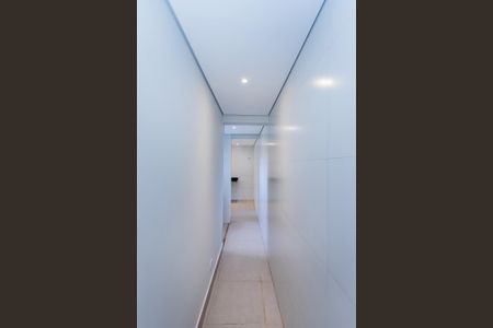 Casa para alugar com 51m², 2 quartos e 1 vaga Casa para alugar com 51m², 2 quartos e 1 vagaCorredor