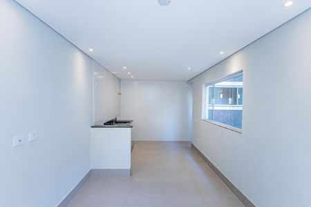 Casa para alugar com 51m², 2 quartos e 1 vaga Casa para alugar com 51m², 2 quartos e 1 vagaSala e cozinha