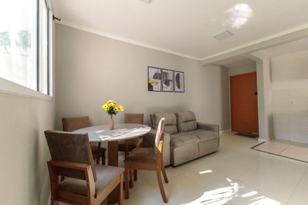 Apartamento à venda com 43m², 2 quartos e 1 vagaSala