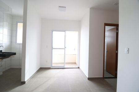 Apartamento para alugar com 48m², 2 quartos e 1 vagaSala/Cozinha