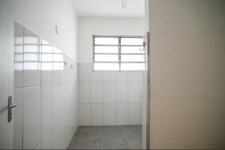 Apartamento à venda com 95m², 2 quartos e sem vaga Apartamento à venda com 95m², 2 quartos e sem vagaBanheiro