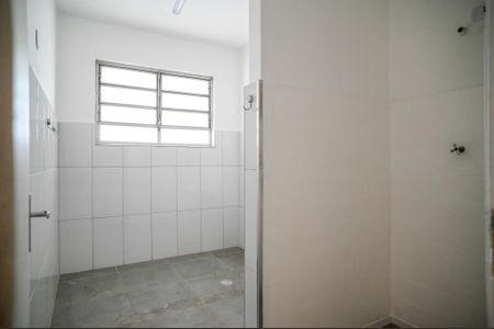 Apartamento à venda com 95m², 2 quartos e sem vaga Apartamento à venda com 95m², 2 quartos e sem vagaBanheiro