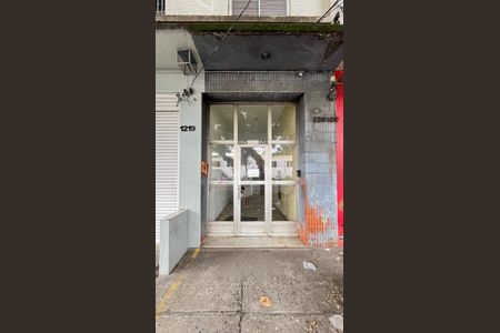 Apartamento à venda com 95m², 2 quartos e sem vaga Apartamento à venda com 95m², 2 quartos e sem vagaFachada