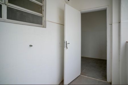 Apartamento à venda com 95m², 2 quartos e sem vaga Apartamento à venda com 95m², 2 quartos e sem vagaÁrea de Serviço