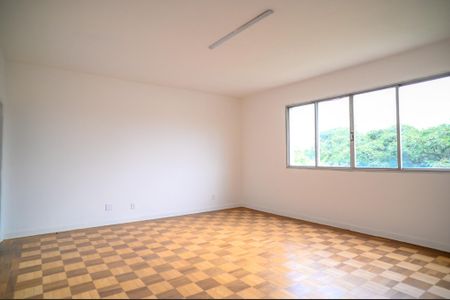 Apartamento à venda com 95m², 2 quartos e sem vaga Apartamento à venda com 95m², 2 quartos e sem vagaSala