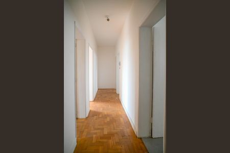 Apartamento à venda com 95m², 2 quartos e sem vaga Apartamento à venda com 95m², 2 quartos e sem vagaCorredor