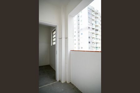Apartamento à venda com 95m², 2 quartos e sem vaga Apartamento à venda com 95m², 2 quartos e sem vagaÁrea de Serviço