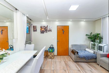 Apartamento à venda com 75m², 2 quartos e 2 vagas Apartamento à venda com 75m², 2 quartos e 2 vagasSala