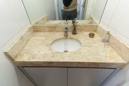 Casa à venda com 106m², 3 quartos e 2 vagasBanheiro da Suíte 3