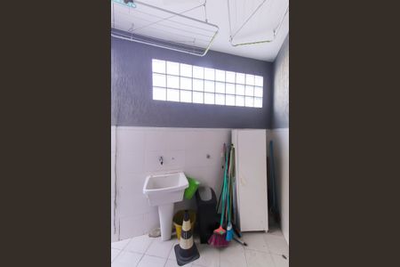 Casa à venda com 106m², 3 quartos e 2 vagasÁrea de Serviço