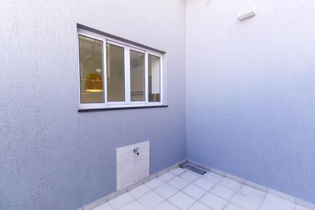 Casa à venda com 106m², 3 quartos e 2 vagasÁrea de Serviço