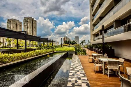 Apartamento para alugar com 72m², 2 quartos e 1 vagaÁrea comum - Área Externa