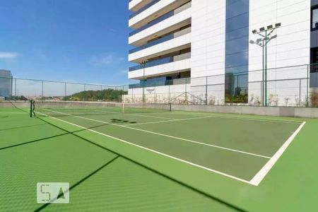 Apartamento para alugar com 72m², 2 quartos e 1 vagaÁrea comum - Quadra