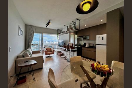 Apartamento para alugar com 72m², 2 quartos e 1 vagaSala