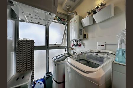 Apartamento para alugar com 72m², 2 quartos e 1 vagaÁrea de Serviço