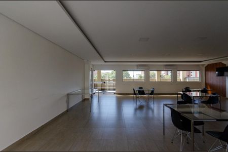 Apartamento para alugar com 43m², 2 quartos e 1 vagaÁrea comum - Salão de festas