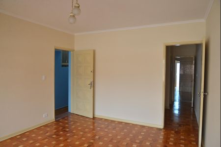 Casa à venda com 253m², 3 quartos e sem vagaSala