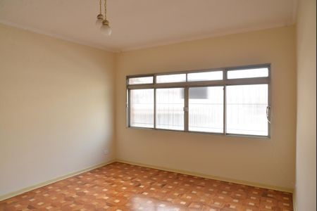 Casa à venda com 253m², 3 quartos e sem vagaSala