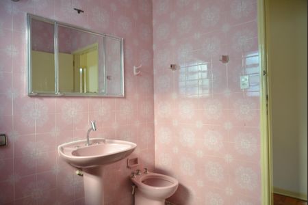 Casa à venda com 253m², 3 quartos e sem vagaBanheiro Social