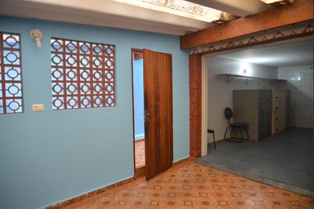 Casa à venda com 253m², 3 quartos e sem vagaGaragem