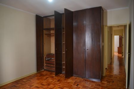 Casa à venda com 253m², 3 quartos e sem vagaQuarto 1