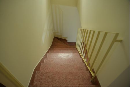 Casa à venda com 253m², 3 quartos e sem vagaEscada