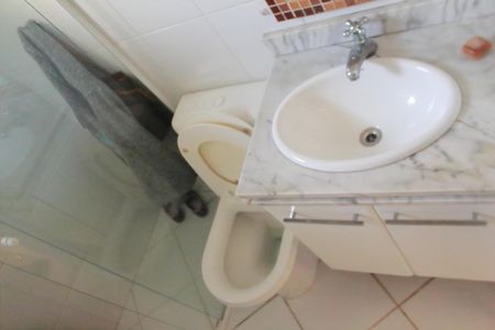 Casa à venda com 473m², 3 quartos e 8 vagasBanheiro de serviço