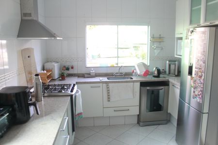 Casa à venda com 473m², 3 quartos e 8 vagasCozinha