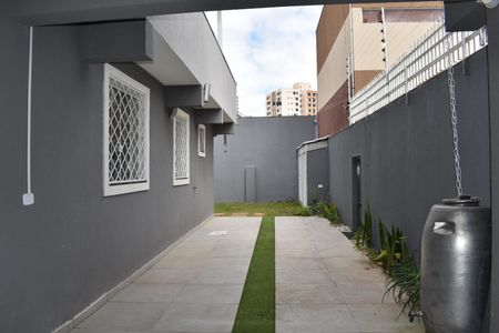 Casa para alugar com 300m², 4 quartos e 5 vagas Casa para alugar com 300m², 4 quartos e 5 vagasGaragem