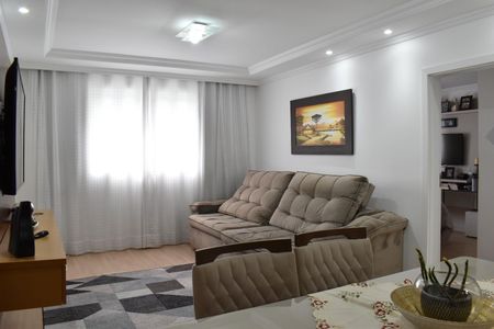 Casa para alugar com 300m², 4 quartos e 5 vagas Casa para alugar com 300m², 4 quartos e 5 vagasSala