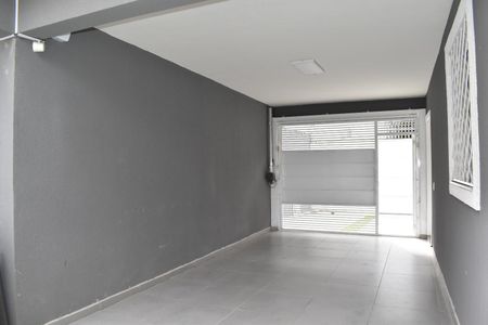 Casa para alugar com 300m², 4 quartos e 5 vagas Casa para alugar com 300m², 4 quartos e 5 vagasGaragem