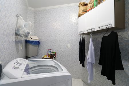 Casa à venda com 328m², 4 quartos e 6 vagasÁrea de Serviço