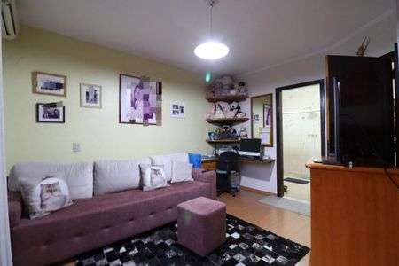 Casa à venda com 328m², 4 quartos e 6 vagas Casa à venda com 328m², 4 quartos e 6 vagasSuíte 1