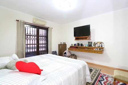 Casa à venda com 328m², 4 quartos e 6 vagasQuarto