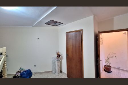 Casa à venda com 328m², 4 quartos e 6 vagas Casa à venda com 328m², 4 quartos e 6 vagasEdícula