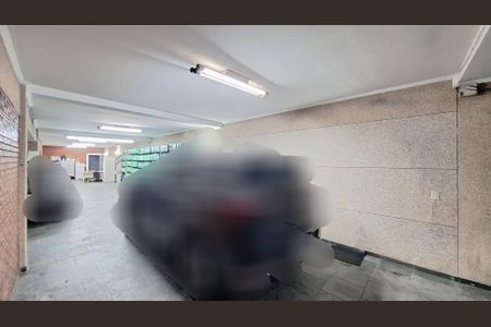 Casa à venda com 328m², 4 quartos e 6 vagas Casa à venda com 328m², 4 quartos e 6 vagasGaragem