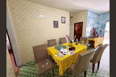 Casa à venda com 370m², 4 quartos e 9 vagasCopa